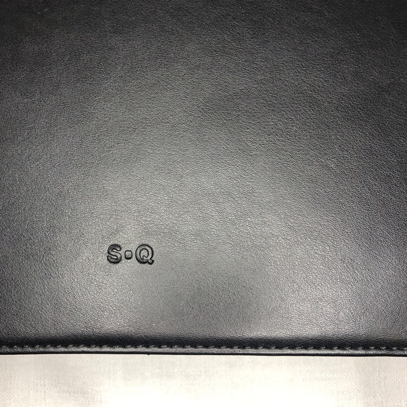 S-Q Black Vegan Leather Cross Body Bag - Picture 2 of 10